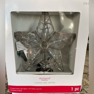 Ashland Christmas lighted tree topper